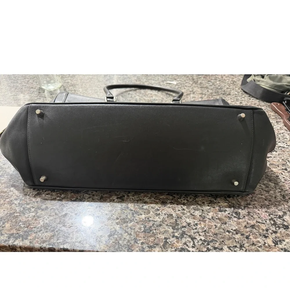 Vintage Coach Black Leather Bon Bus Satchel (Style 9426)